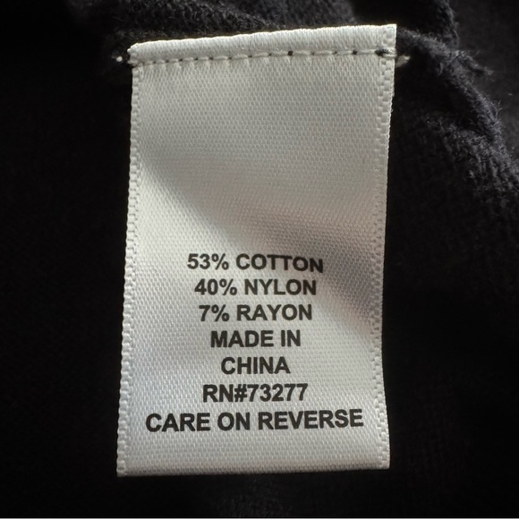 Elle Women’s Sweater Size XL Black Rhinestones Bling Hearts - Picture 5 of 5